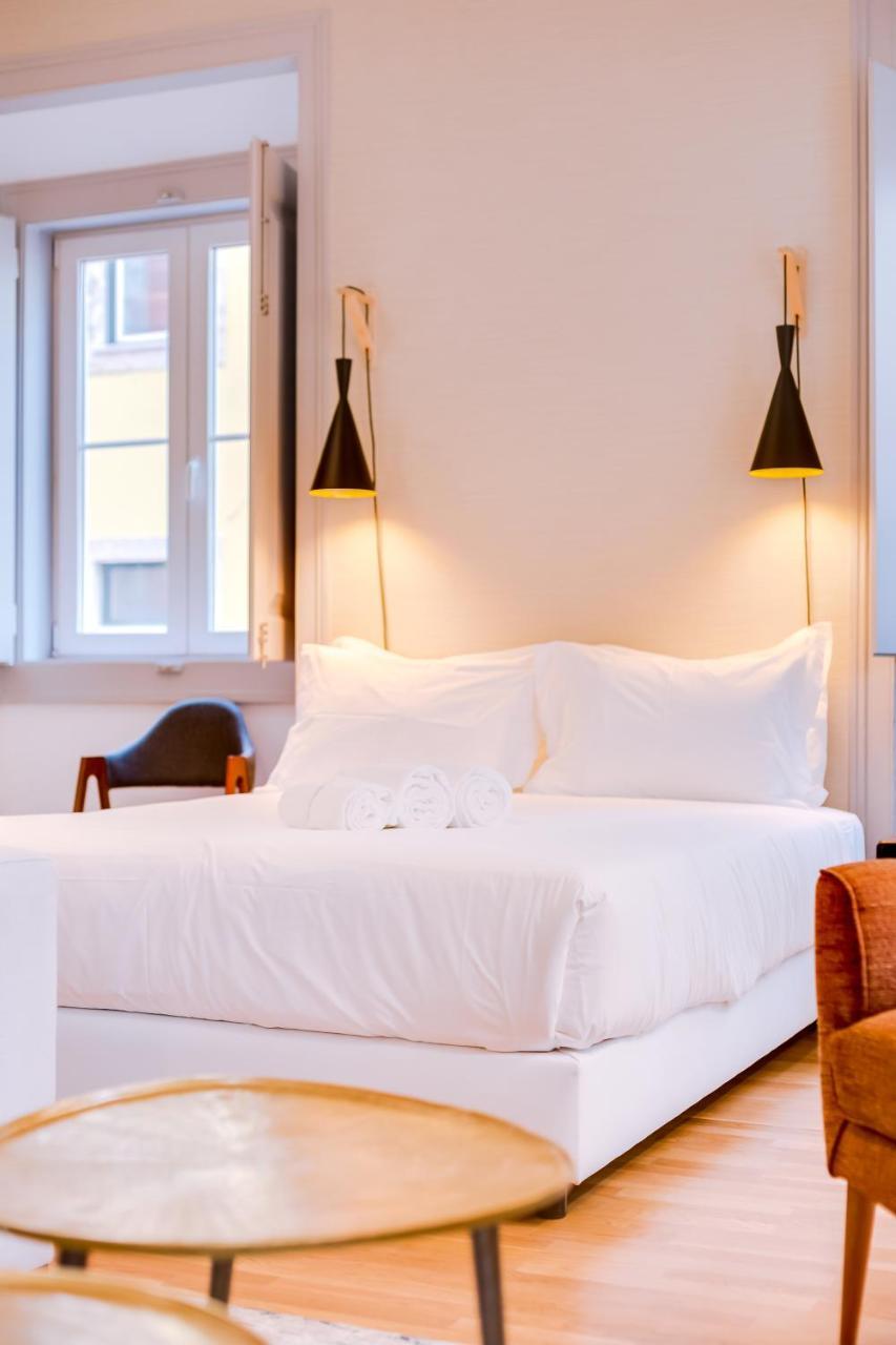Poiais By Lisbon Inside Out Apartment Exterior photo