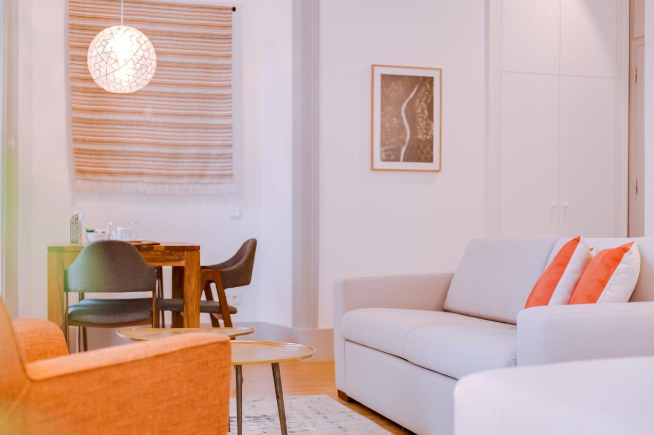 Poiais By Lisbon Inside Out Apartment Exterior photo