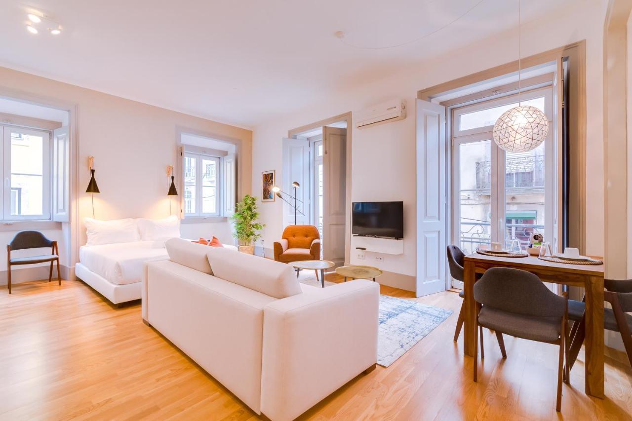 Poiais By Lisbon Inside Out Apartment Exterior photo