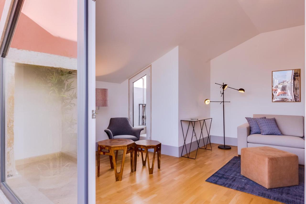 Poiais By Lisbon Inside Out Apartment Exterior photo