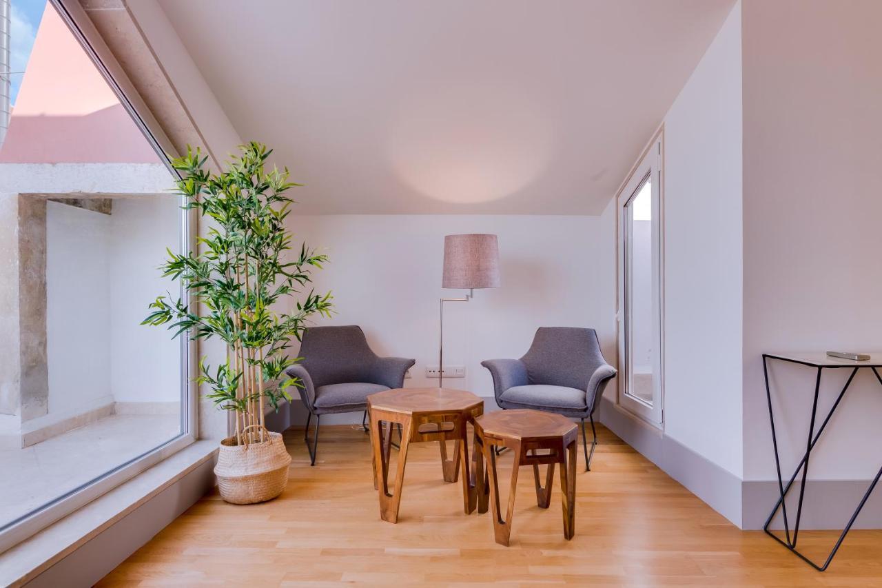 Poiais By Lisbon Inside Out Apartment Exterior photo