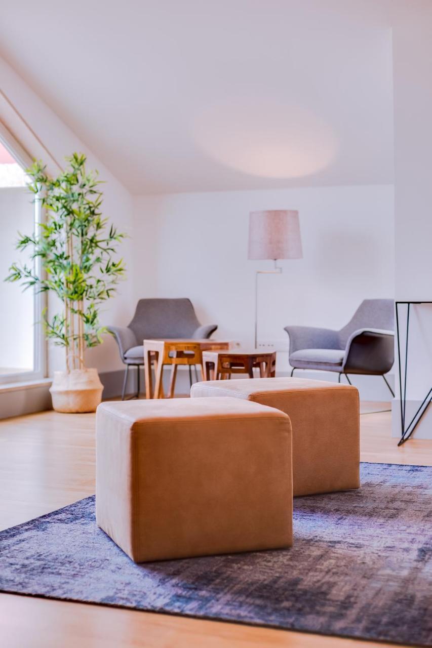 Poiais By Lisbon Inside Out Apartment Exterior photo